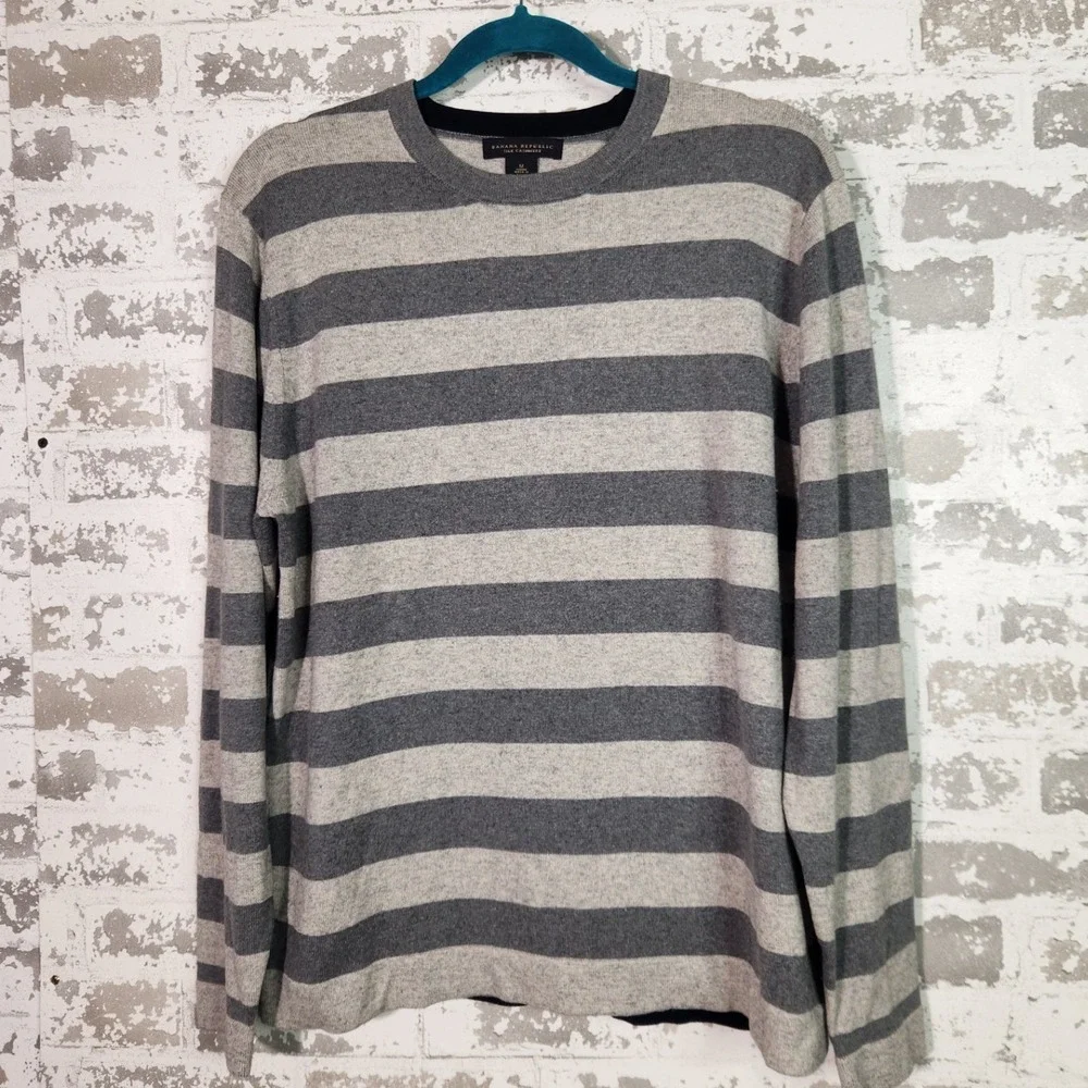 Banana Republic Sweater Mens M Grey Striped Silk Cashmere Knit Preppy Classic